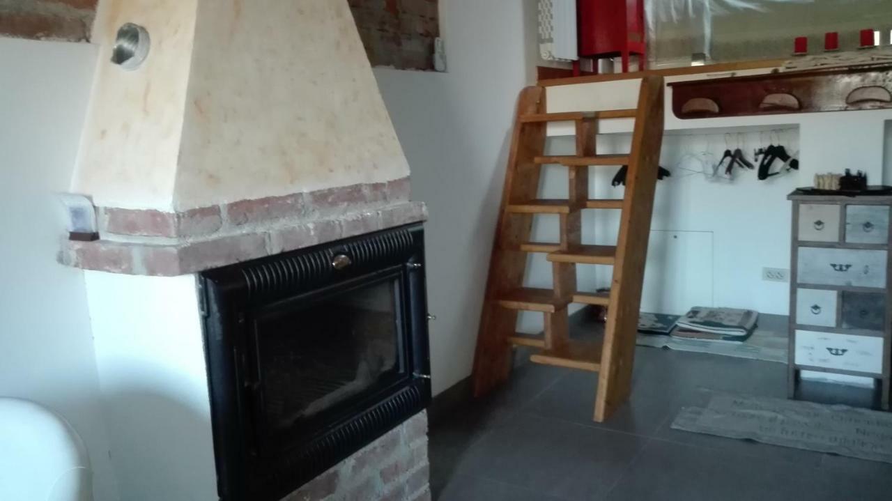 Ferienwohnung La Casa Nel Sole Alessandria Exterior foto