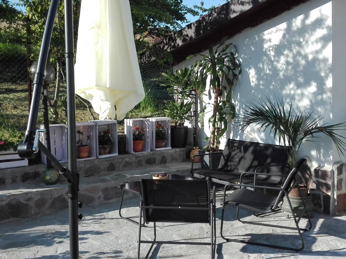 Ferienwohnung La Casa Nel Sole Alessandria Exterior foto